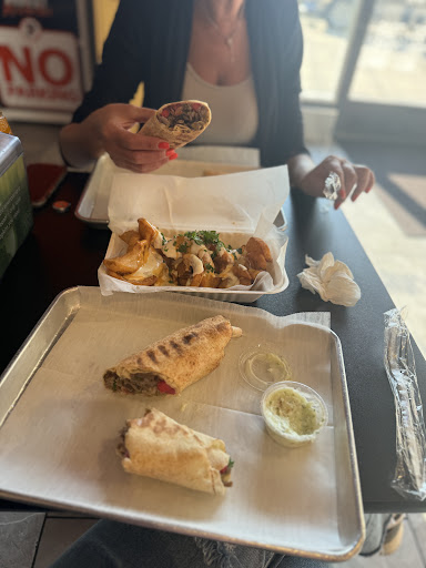 Photo of Hungry Habibi - Shelby Township - 4015 Auburn Rd, Shelby Township, MI 48317