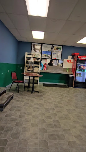 Photo of Muna Halal Restaurant - 1122 NW Radial Hwy, Omaha, NE 68132