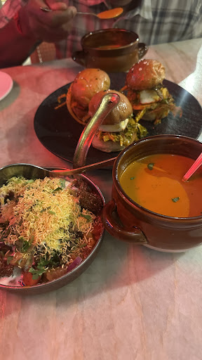 Photo of Singh's Kitchen - 620 N Milwaukee Ave, Libertyville, IL 60048