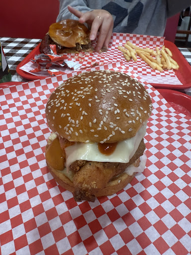 Photo of Halal Smash Burger and Phillies (Devon California) - 6404 N California Ave, Chicago, IL 60659