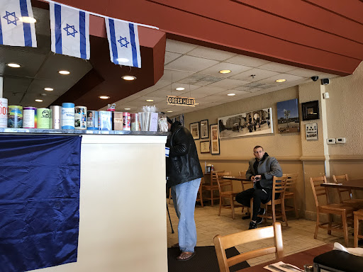 Photo of Mizrahi Grill - 300 Skokie Valley Rd, Highland Park, IL 60035