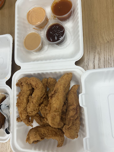 Photo of Dig'n chicken - 30086 Ford Rd, Garden City, MI 48135