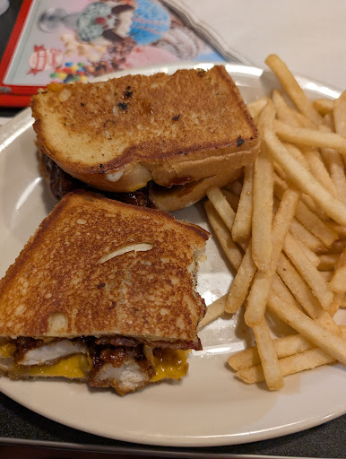 Photo of Friendly's - 506 S Ocean Blvd, Myrtle Beach, SC 29577