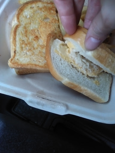 Photo of Friendly's - 18 Pearson Blvd, Gardner, MA 01440