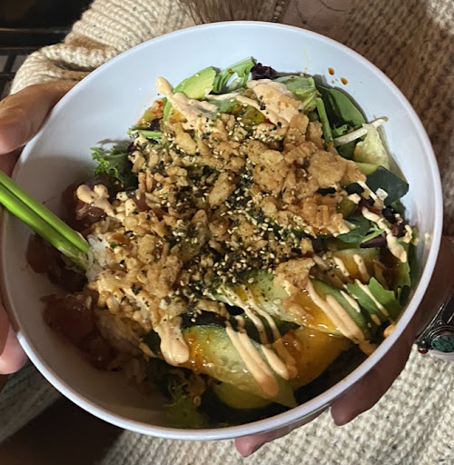 Photo of Pineapple's - 18 E 16th St, Scottsbluff, NE 69361