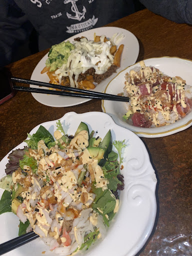 Photo of Pineapple's - 18 E 16th St, Scottsbluff, NE 69361