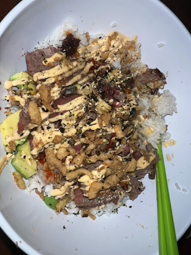 Photo of Pineapple's - 18 E 16th St, Scottsbluff, NE 69361