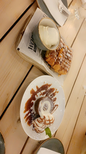 Photo of Vasili's Kitchen - 705 Center Point Way, Gaithersburg, MD 20878