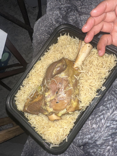 Photo of Lanas Grill - 977 Main St, West Springfield, MA 01089