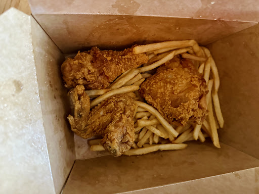 Photo of SOS Fried Chicken & Shawarma - 471 Hartford Rd, Manchester, CT 06040