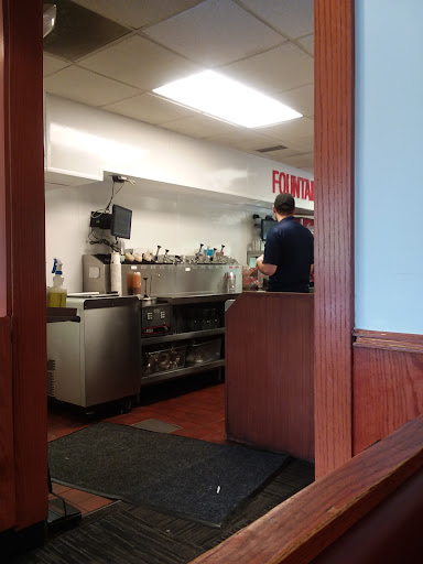 Photo of Friendly's - 558 Aviation Rd, Queensbury, NY 12804