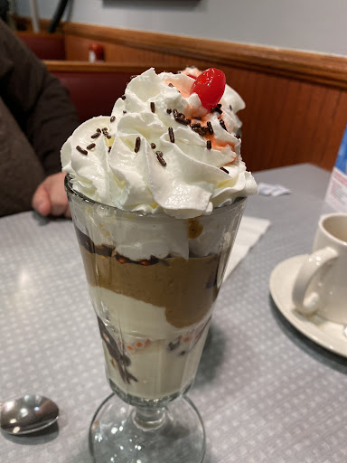 Photo of Friendly's - 558 Aviation Rd, Queensbury, NY 12804