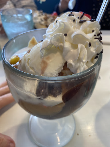 Photo of Friendly's - 558 Aviation Rd, Queensbury, NY 12804