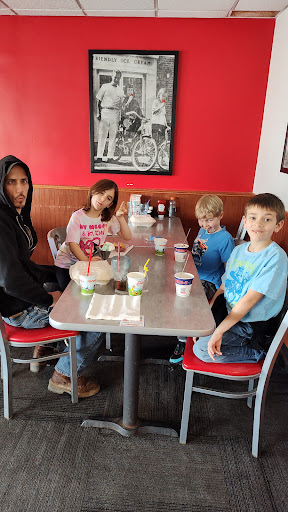 Photo of Friendly's - 248 N Comrie Ave, Johnstown, NY 12095