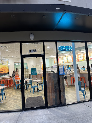 Photo of Tropical Smoothie Cafe - 3795 Tamiami Trl E, Naples, FL 34112