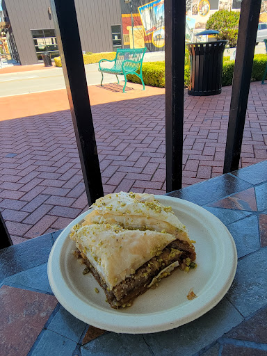 Photo of Petra Mediterranean Restaurant - 200 S Green St, Tehachapi, CA 93561