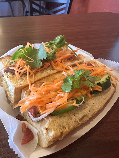 Photo of 4 Seasons Cafe - 160 W Tehachapi Blvd, Tehachapi, CA 93561