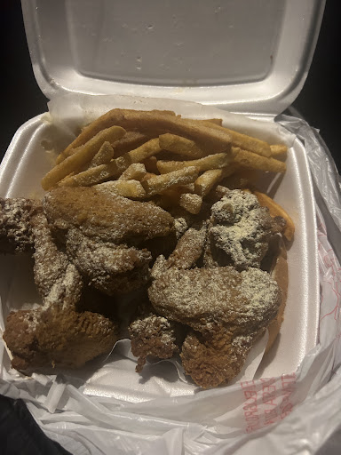 Photo of Crispy Kitchen - 7222 N Teutonia Ave, Milwaukee, WI 53209