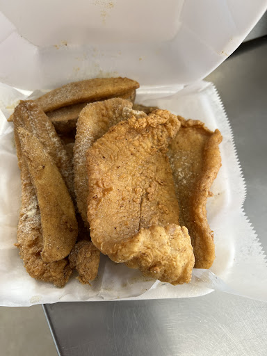 Photo of Crispy Kitchen - 7222 N Teutonia Ave, Milwaukee, WI 53209