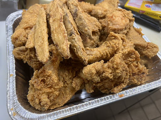 Photo of Crispy Kitchen - 7222 N Teutonia Ave, Milwaukee, WI 53209