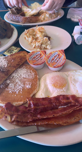 Photo of Kings Gyros - 10000 W Capitol Dr, Milwaukee, WI 53222