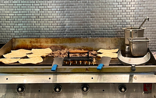 Photo of D'Lara Mediterranean Grill - 1101 Outlet Collection Way #1141, Auburn, WA 98001