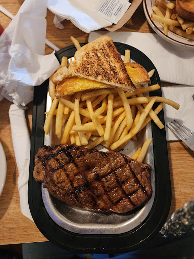 Photo of Speedway 805 Grill & Bar - 805 N 42nd St, Grand Forks, ND 58203