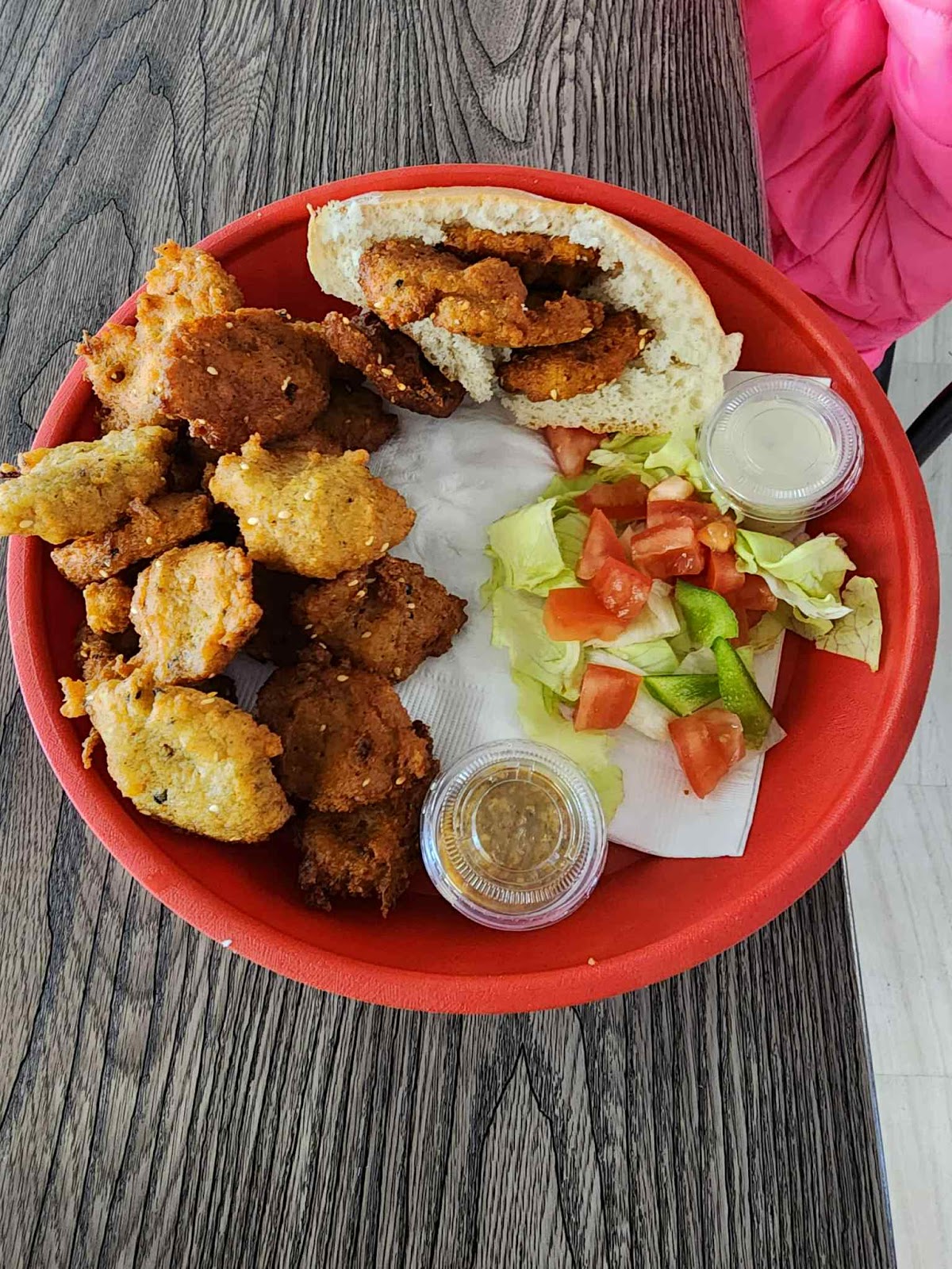 Photo of Safa’s Restaurant - 1118 N Eddy St, Grand Island, NE 68801