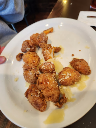 Photo of Sammy's Pizza Restaurant & Tavern - Grand Rapids - 802 S Pokegama Ave, Grand Rapids, MN 55744