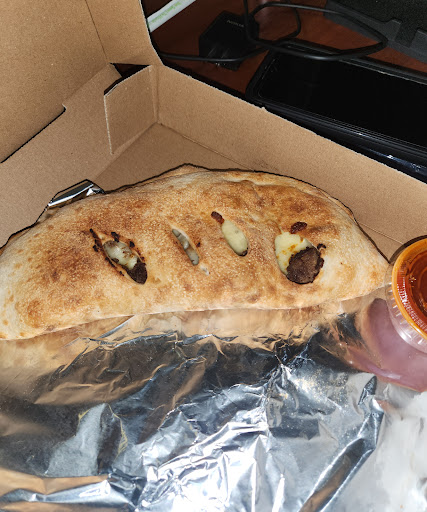 Photo of Vino's Pizzeria - 1629 Stanley Rd, Greensboro, NC 27407