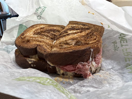 Photo of Arby's - 1551 Gulf Shores Pkwy, Gulf Shores, AL 36542