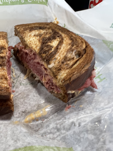 Photo of Arby's - 1551 Gulf Shores Pkwy, Gulf Shores, AL 36542