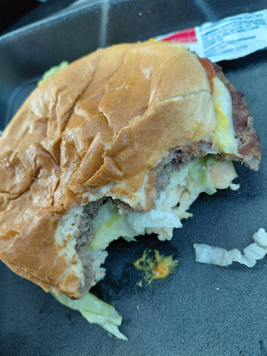 Photo of Salem's Fresh Eats - 880 34th Avenue North, St. Petersburg, FL 33704