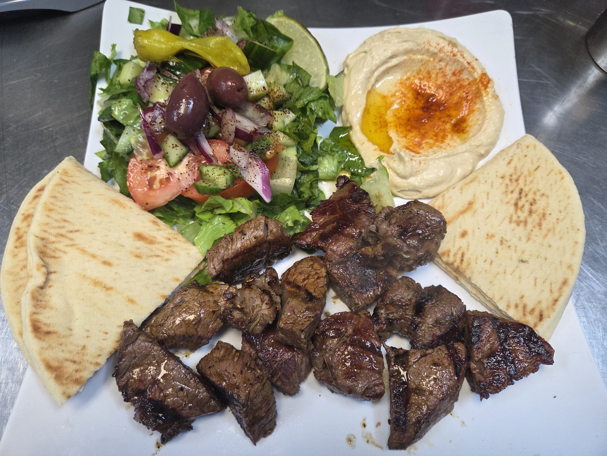 Photo of Manny's Olive & Vine - 7906 Alondra Blvd, Paramount, CA 90723