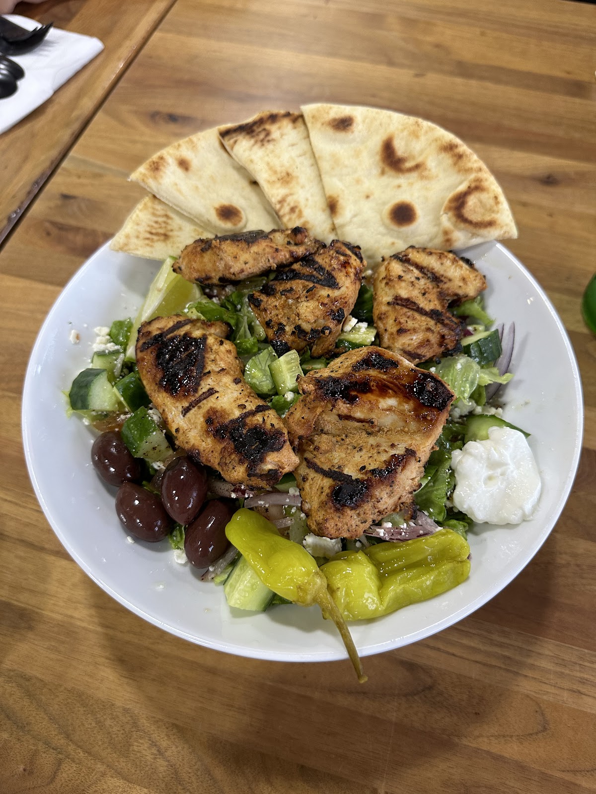 Photo of Manny's Olive & Vine - 7906 Alondra Blvd, Paramount, CA 90723