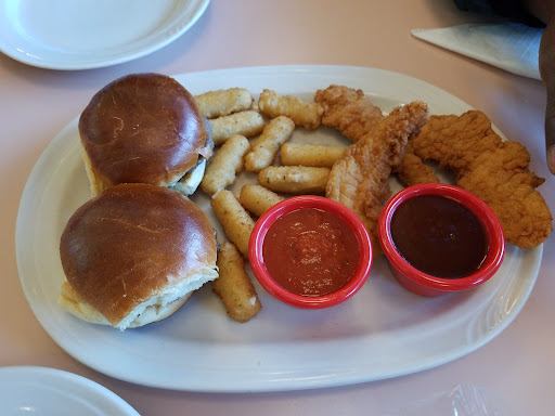 Photo of Friendly's - 304 Mountain Ave, Hackettstown, NJ 07840