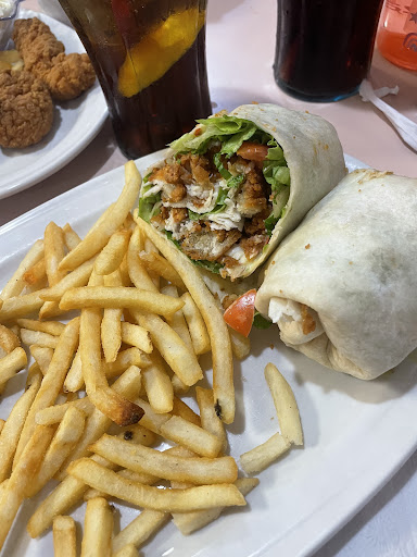 Photo of Friendly's - 304 Mountain Ave, Hackettstown, NJ 07840