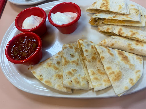 Photo of Friendly's - 304 Mountain Ave, Hackettstown, NJ 07840