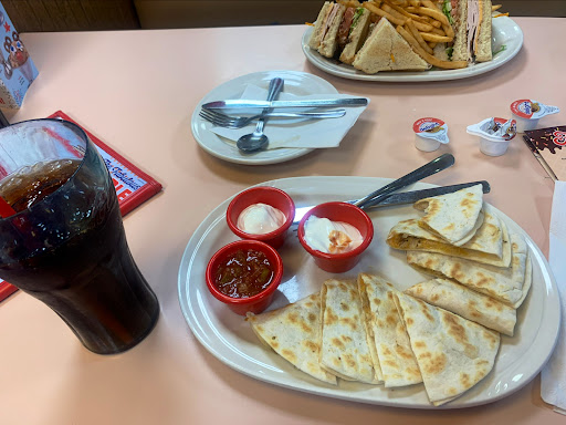 Photo of Friendly's - 304 Mountain Ave, Hackettstown, NJ 07840