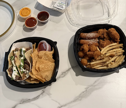 Photo of Hurricane Grill & Wings-Winter Haven - 6370 Cypress Gardens Blvd, Winter Haven, FL 33884