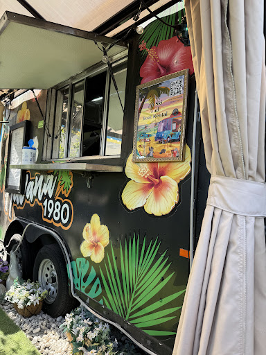 Photo of Grill on Wheel - 2599 NE 163rd St, North Miami Beach, FL 33160