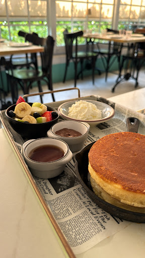 Photo of Cafe Landwer - 805 SE 1st Ave, Hallandale Beach, FL 33009