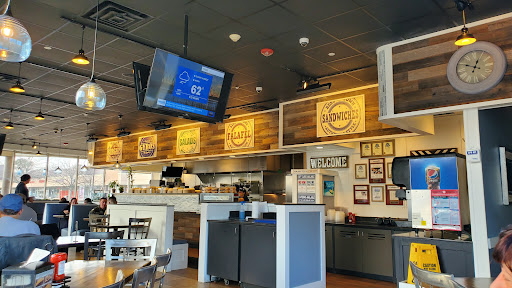 Photo of Hampton Gyro and Grill - Hampton Bays - 252 W Montauk Hwy, Hampton Bays, NY 11946