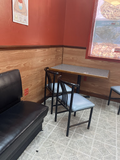 Photo of Halal Desi Pizza & Gyro's - 2200 Caniff St, Hamtramck, MI 48212