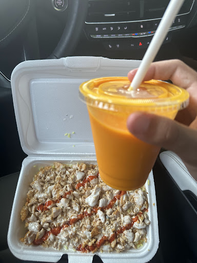 Photo of Halal Desi Pizza & Gyro's - 2200 Caniff St, Hamtramck, MI 48212