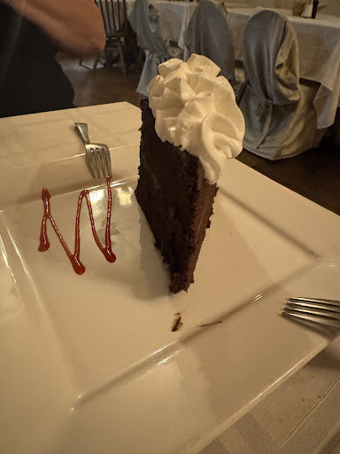 Photo of LaBinnah Bistro - 207 N 5th St, Hannibal, MO 63401