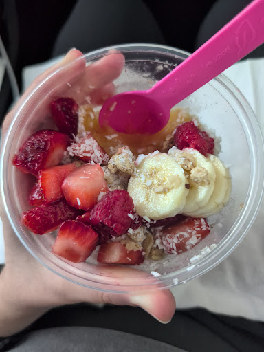 Photo of Hula Bowls - 6476 Veterans Rd, Hannibal, MO 63401