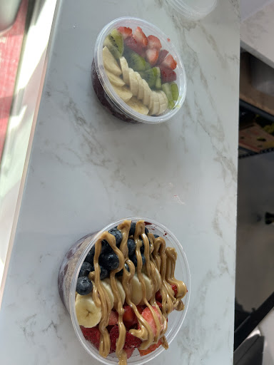 Photo of Hula Bowls - 6476 Veterans Rd, Hannibal, MO 63401