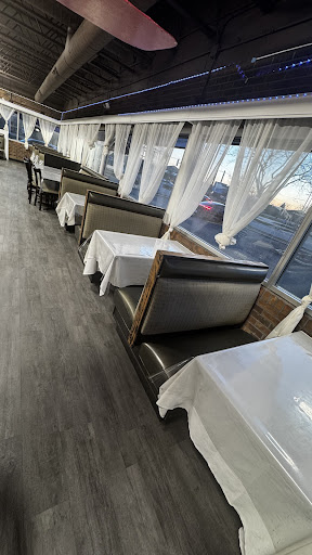 Photo of Palooza Pizza - Halal in Schaumburg - 1820 W Irving Park Rd, Schaumburg, IL 60193