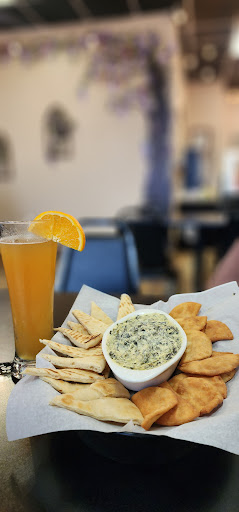 Photo of Foodies Restaurant & Grill - 2405 E Parkway Dr #2, Russellville, AR 72802